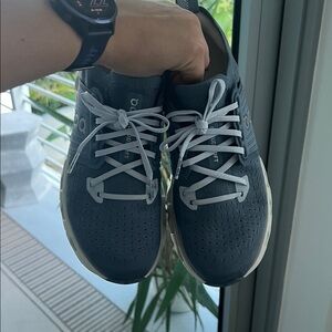 On Cloudswift 4 women’s Sneakers - blue size 9